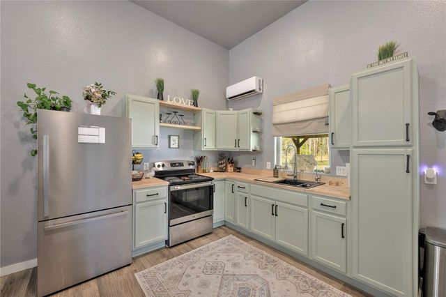 501 County Road 2298, Cleveland, TX 77327