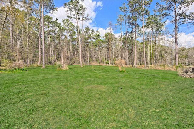 501 County Road 2298, Cleveland, TX 77327