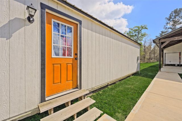 501 County Road 2298, Cleveland, TX 77327