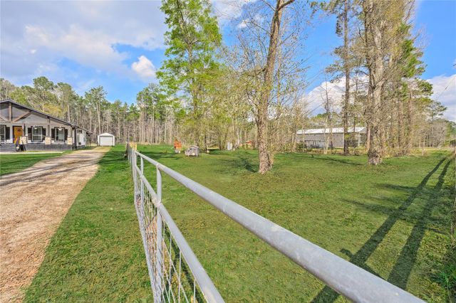 501 County Road 2298, Cleveland, TX 77327