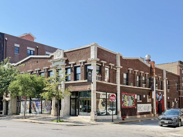 1136 W Wilson Avenue 212, Chicago, IL 60640
