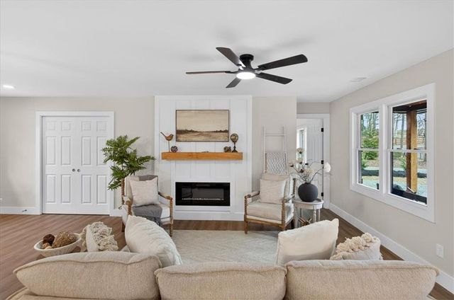 258 Arliss Drive, Canton, GA 30115