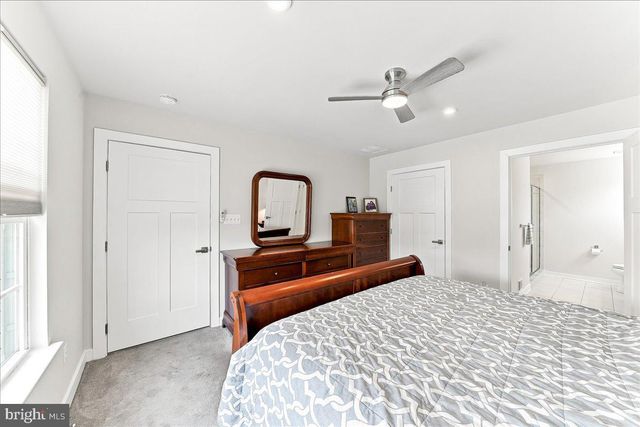 260 LETITIA MANOR DR, West Grove, PA 19390