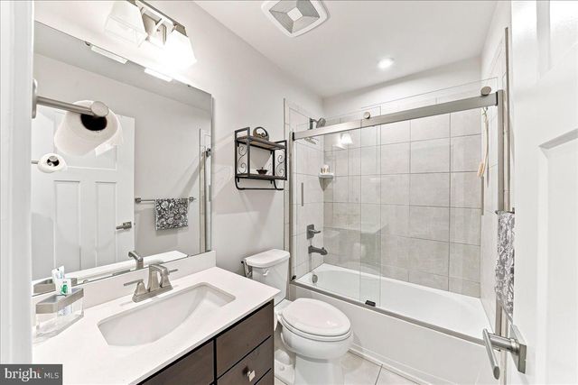 260 LETITIA MANOR DR, West Grove, PA 19390