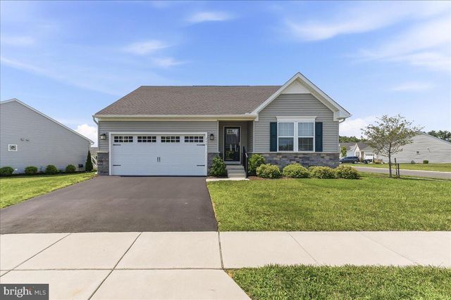 260 LETITIA MANOR DR, West Grove, PA 19390