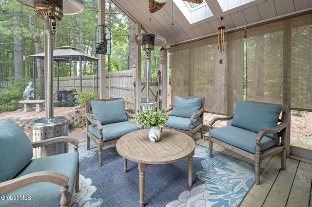 1 May Apple Way, Ballston Spa, NY 12020