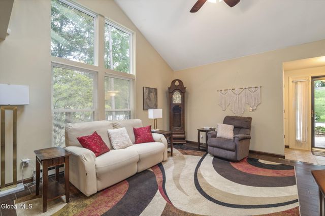 1 May Apple Way, Ballston Spa, NY 12020