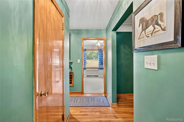 21819 Edgewood Street, St. Clair Shores, MI 48080