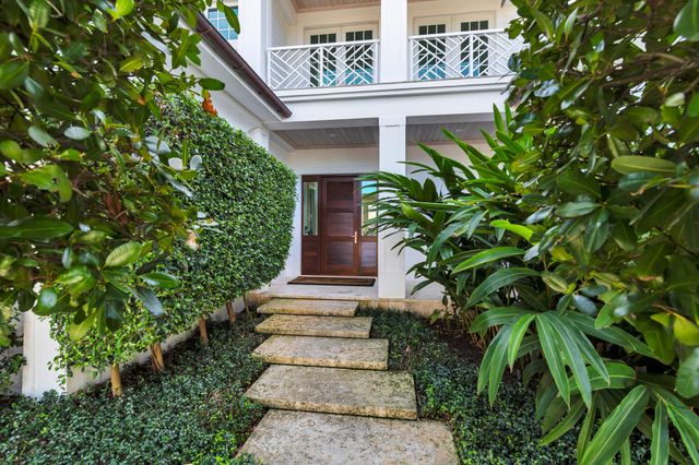 222 Arlington Road, West Palm Beach, FL 33405