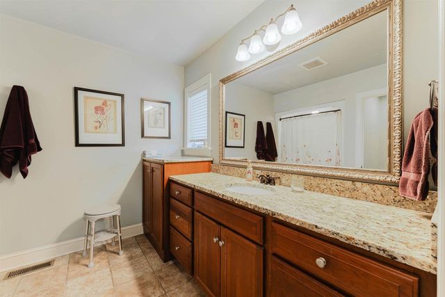 5294 NOTRE DAME DRIVE, Omro, WI 54963