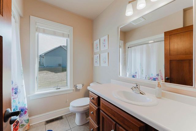 5294 NOTRE DAME DRIVE, Omro, WI 54963