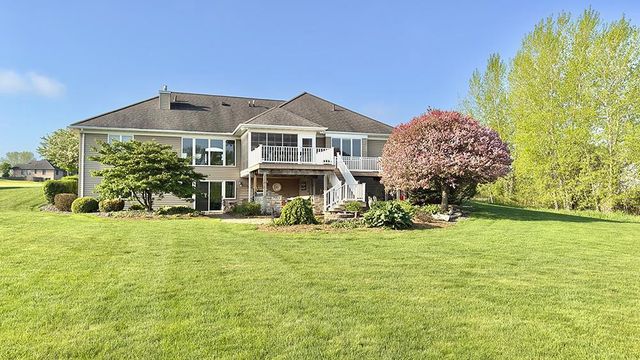 5294 NOTRE DAME DRIVE, Omro, WI 54963