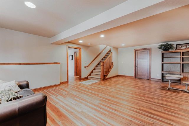 5294 NOTRE DAME DRIVE, Omro, WI 54963