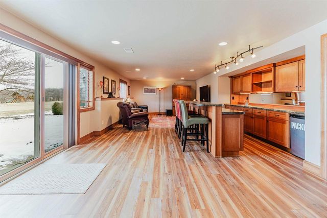 5294 NOTRE DAME DRIVE, Omro, WI 54963