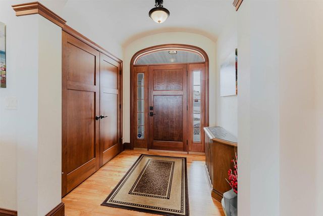 5294 NOTRE DAME DRIVE, Omro, WI 54963