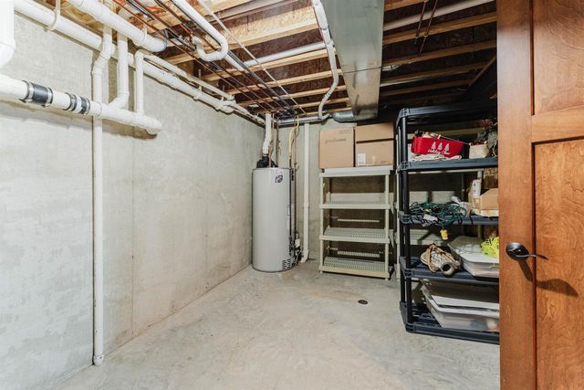 5294 NOTRE DAME DRIVE, Omro, WI 54963