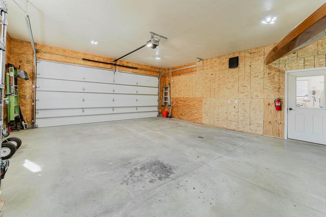 5294 NOTRE DAME DRIVE, Omro, WI 54963