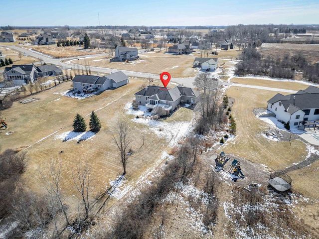 5294 NOTRE DAME DRIVE, Omro, WI 54963