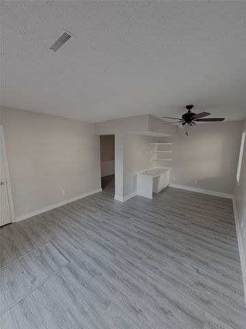 619 Palmer Place, Des Moines, IA 50315