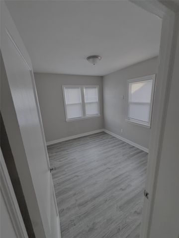 619 Palmer Place, Des Moines, IA 50315