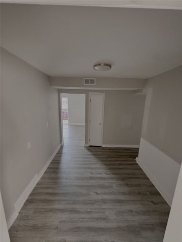 619 Palmer Place, Des Moines, IA 50315