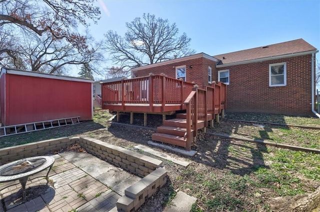 619 Palmer Place, Des Moines, IA 50315