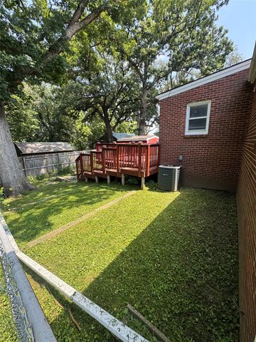619 Palmer Place, Des Moines, IA 50315