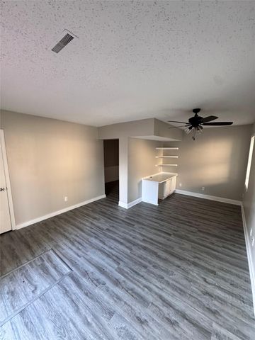 619 Palmer Place, Des Moines, IA 50315