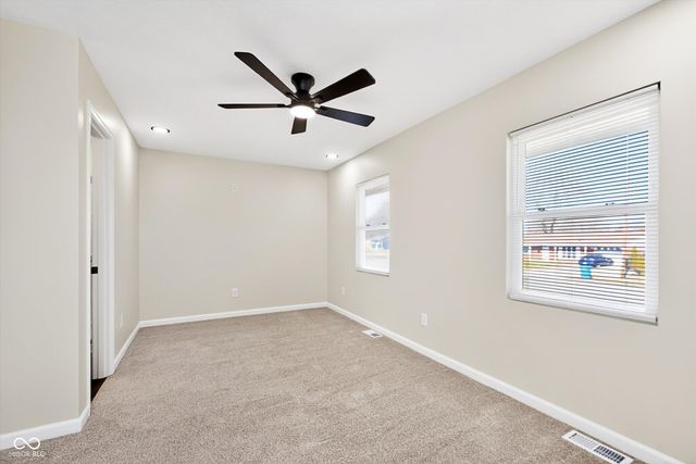 5625 Gateway Drive, Indianapolis, IN 46254