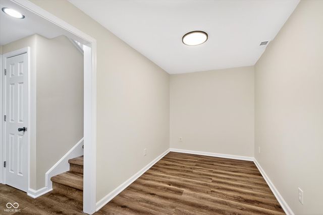 5625 Gateway Drive, Indianapolis, IN 46254