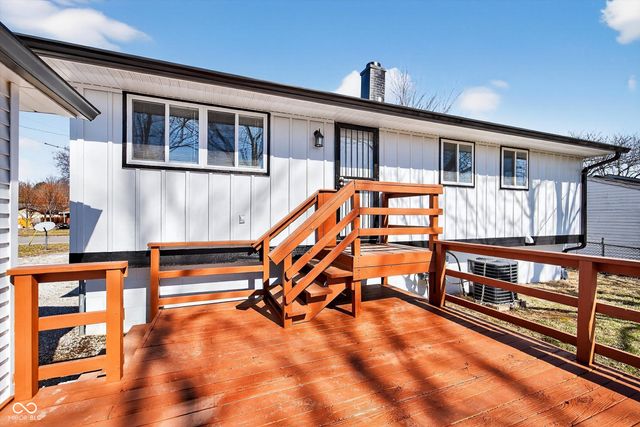 5625 Gateway Drive, Indianapolis, IN 46254