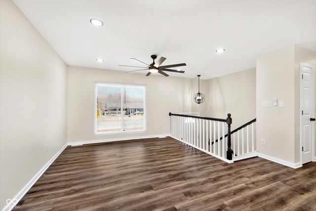 5625 Gateway Drive, Indianapolis, IN 46254