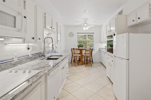 6311 Bandera Avenue D, Dallas, TX 75225