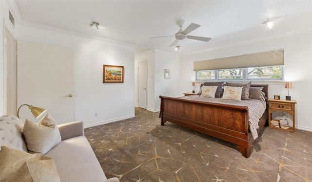 6311 Bandera Avenue D, Dallas, TX 75225