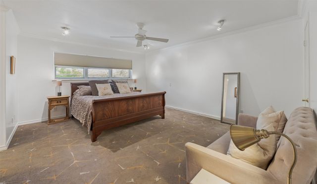 6311 Bandera Avenue D, Dallas, TX 75225