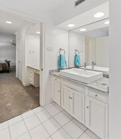 6311 Bandera Avenue D, Dallas, TX 75225