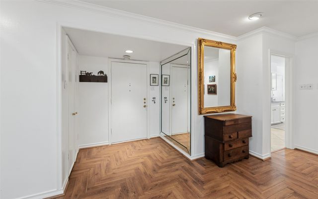 6311 Bandera Avenue D, Dallas, TX 75225