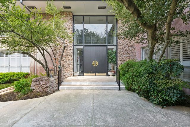 6311 Bandera Avenue D, Dallas, TX 75225