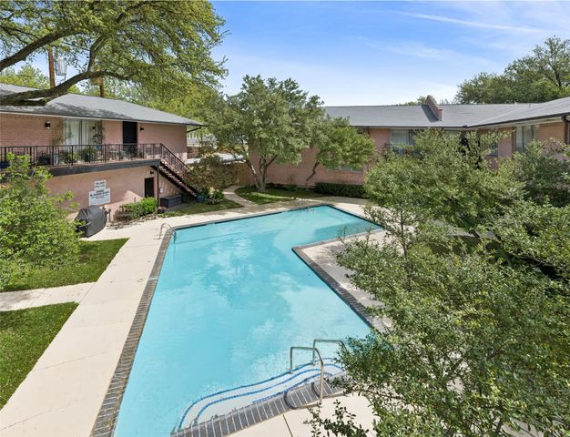 6311 Bandera Avenue D, Dallas, TX 75225