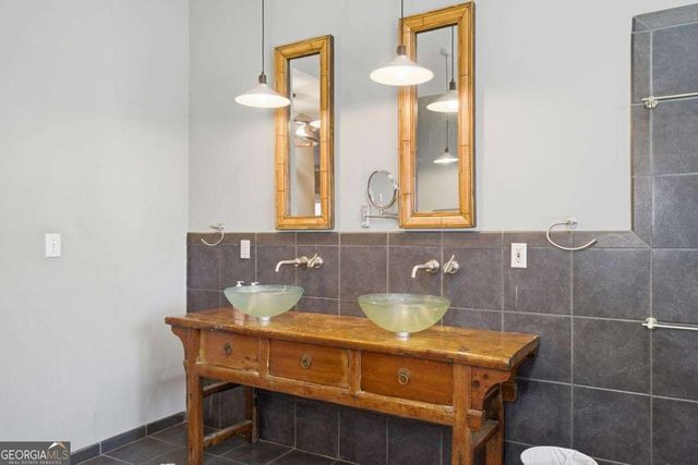 3591 Wynterset Drive, Snellville, GA 30039