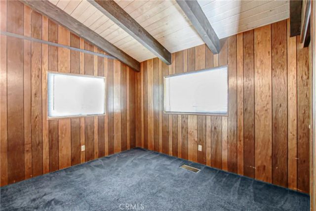 446 Delle, Crestline, CA 92325