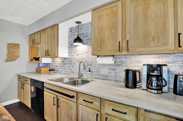 926 Walnut Street, Franklin, IN 46131