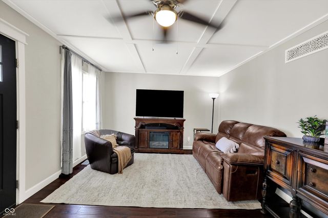 926 Walnut Street, Franklin, IN 46131