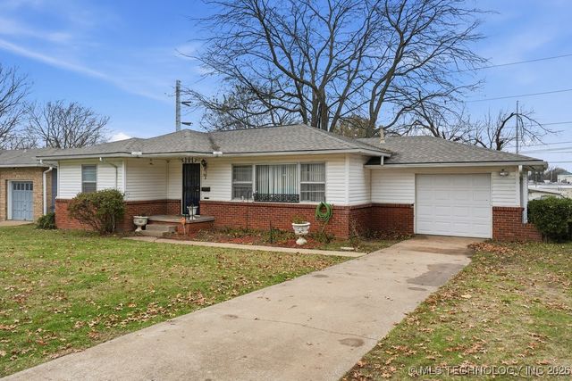 582 N Xenophon Avenue, Tulsa, OK 74127