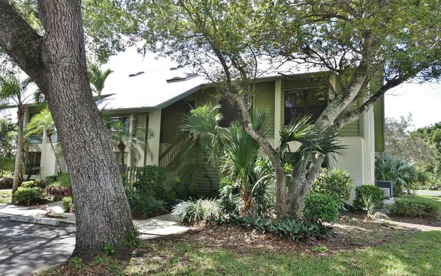 5190 SE Seascape Way 103, Stuart, FL 34997