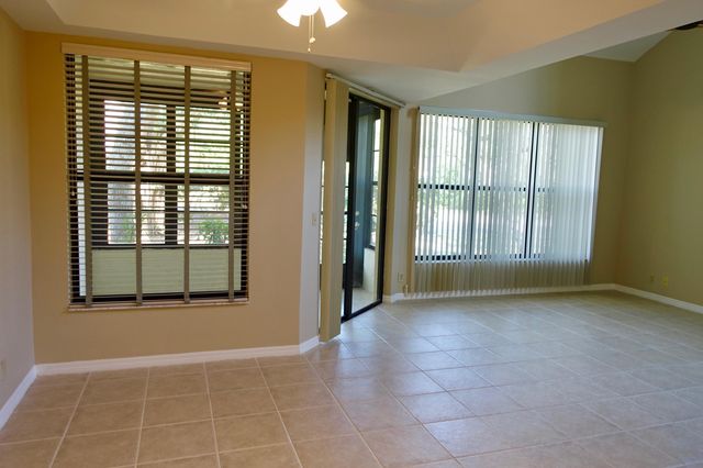 5190 SE Seascape Way 103, Stuart, FL 34997