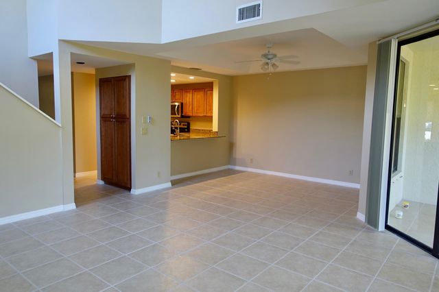 5190 SE Seascape Way 103, Stuart, FL 34997
