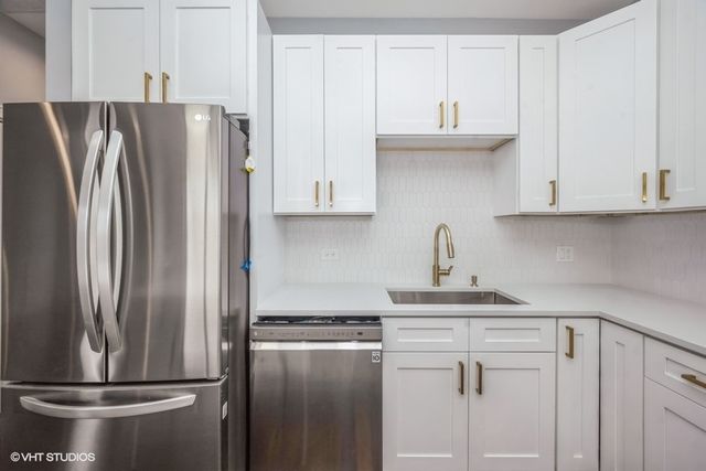 4014 S Ellis Avenue 8, Chicago, IL 60653