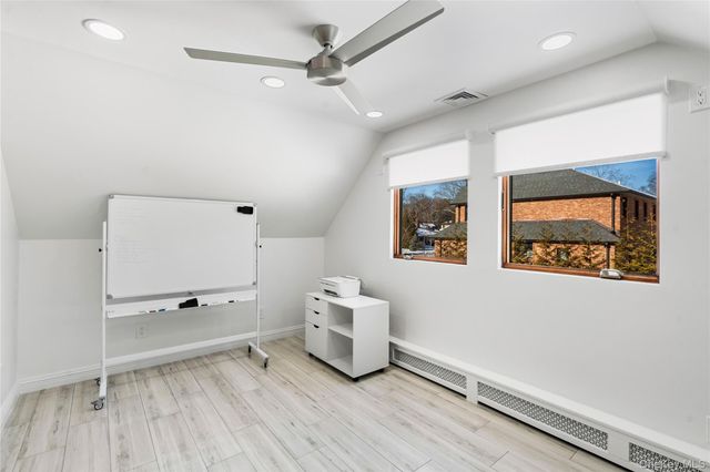 1 Strawberry Lane, Roslyn Heights, NY 11577