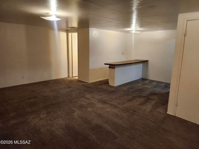 1244 S Camino Seco, Tucson, AZ 85710